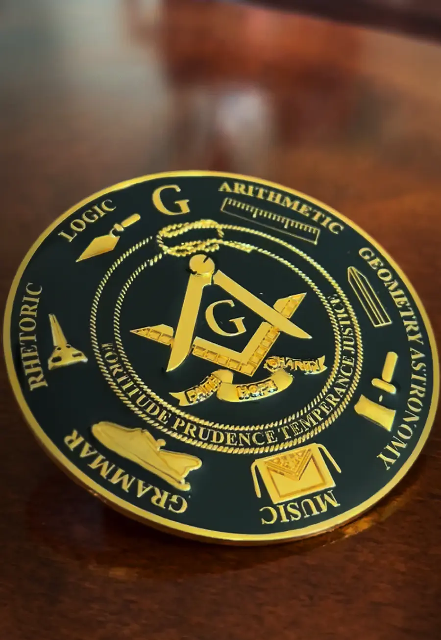Seven Liberal Arts Round Masonic Auto Emblem - [Black & Gold][3'' Diameter] — product photo